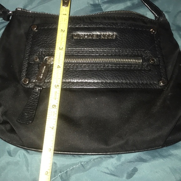 Michael Kors Crossbody - Picture 5 of 6